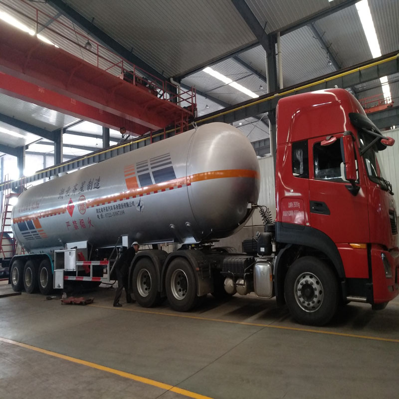 61.9立方液化气槽车 LPG运输车湖北齐星压力容器进出口供应图片