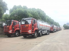 齐星牌原油罐车发货辽河油田